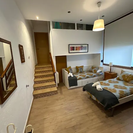 Mundaka Home 蒙达卡