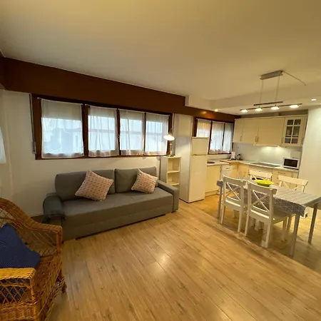 Mundaka Home
