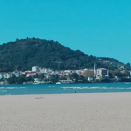 Mundaka Home Apartment *